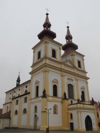 Kostel Povýšení sv. Kříže Kadaň